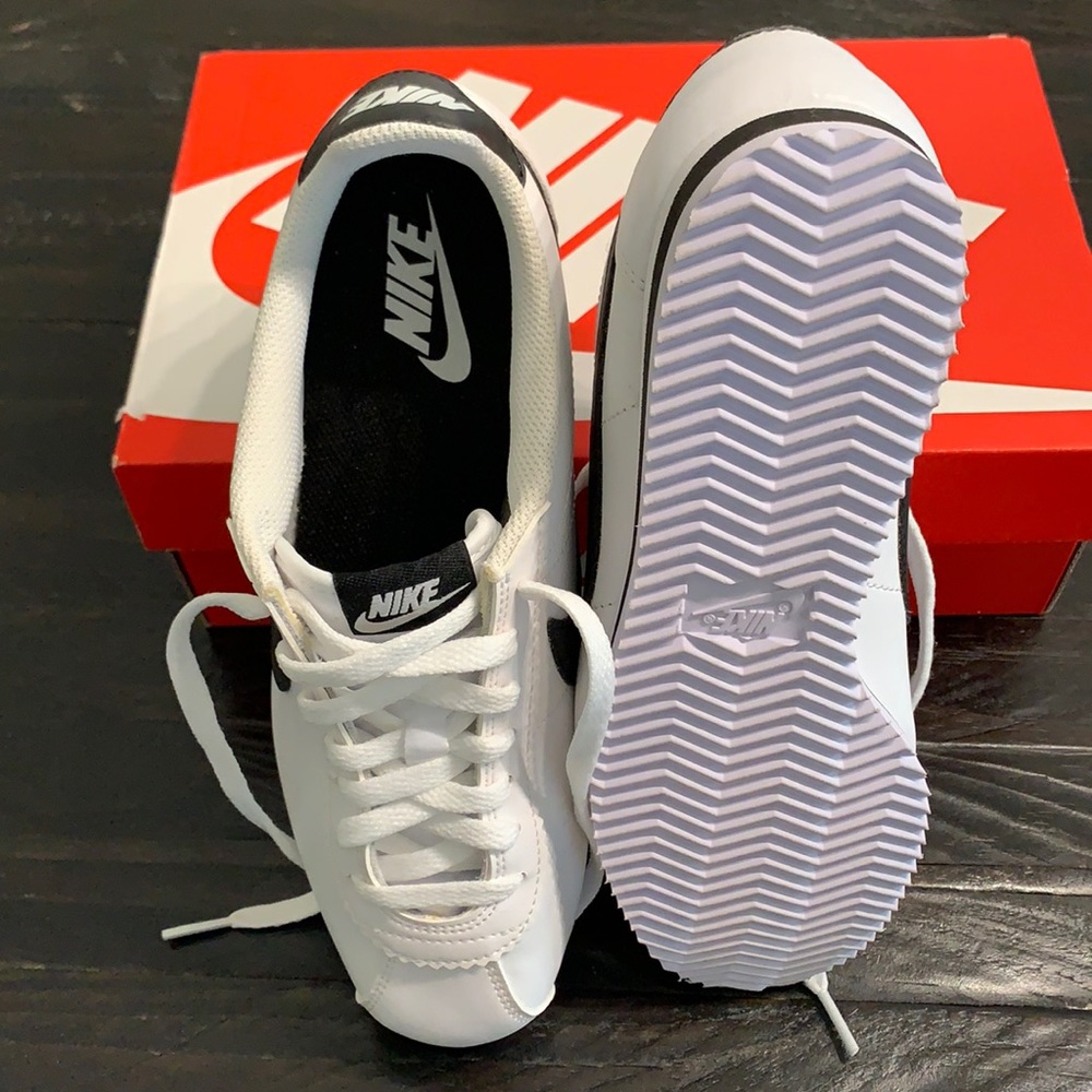 Nike, women’s classic Cortez leather